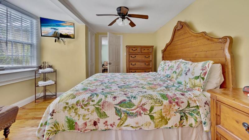 Tortuga Suite by Last Key Realty - image 24