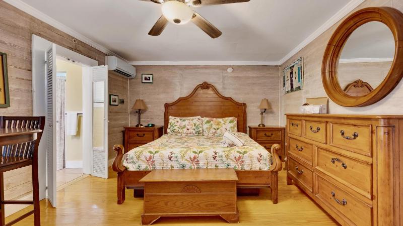 Kokomo Suite by Last Key Realty - image 15