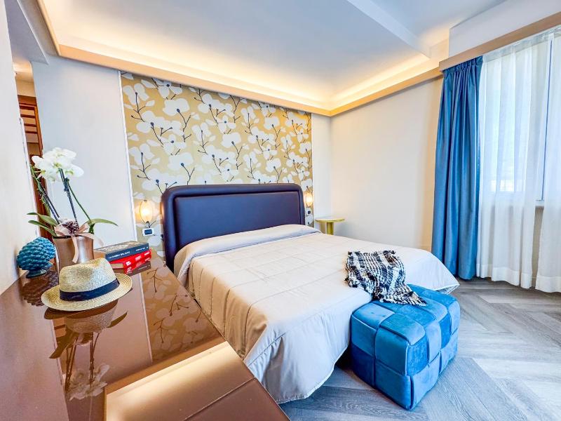 Superior Double Room image 1