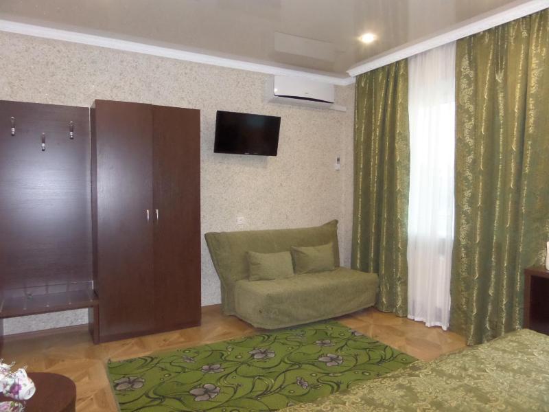 Junior Suite with Balcony image 3