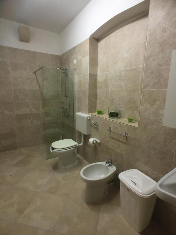 Apartment image 3
