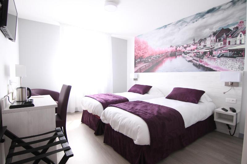 Logis Hôtel - La Chambre d'Amiens - image 11