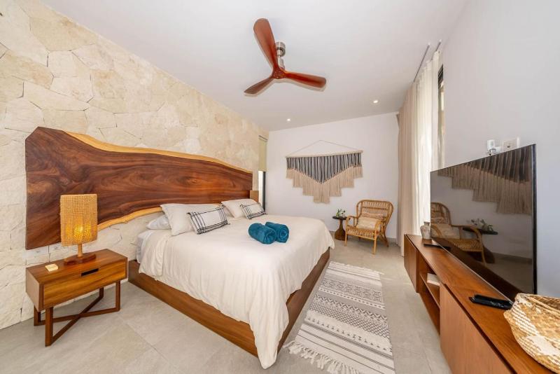 Casa Mila 4BDR Luxury Villa 24-7 Security - image 17
