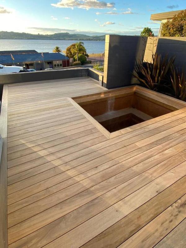 Lakeview Retreat With Private Geothermal Pool - image 30