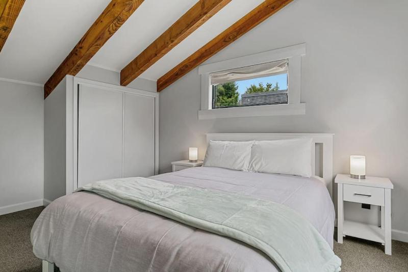 Central and Cozy 2BR Retreat With Parking and Free Wifi - image 19