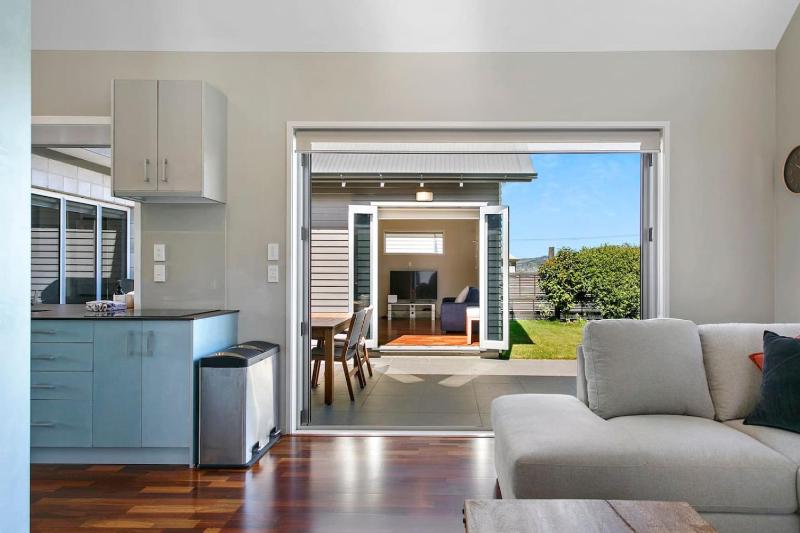 Huia Heights Modern 4BR Home With Park Views - image 6