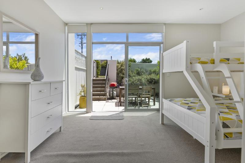 Riverside Apartment With Pool and Lake Access - image 11