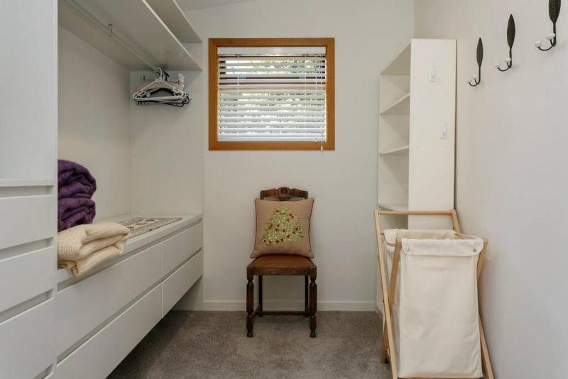 Ultimate Retreat With Heated Floors and Private Mineral Spa - image 11