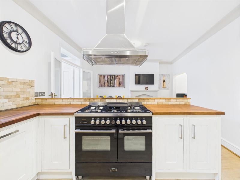 Queens Road by Signature Stays - Modern - Central - image 36