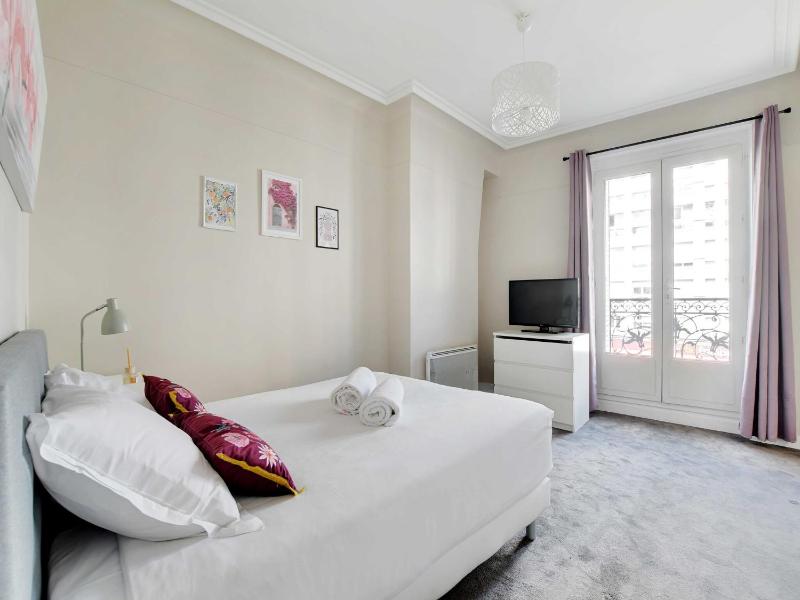 Bright apartment - 2BR-4P - Belleville - image 10