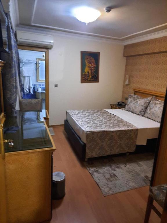 Standard Single Room image 2