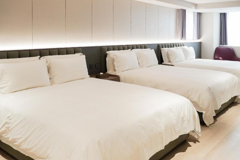 Talmud Hotel Classic Taiwan Boulevard - image 24