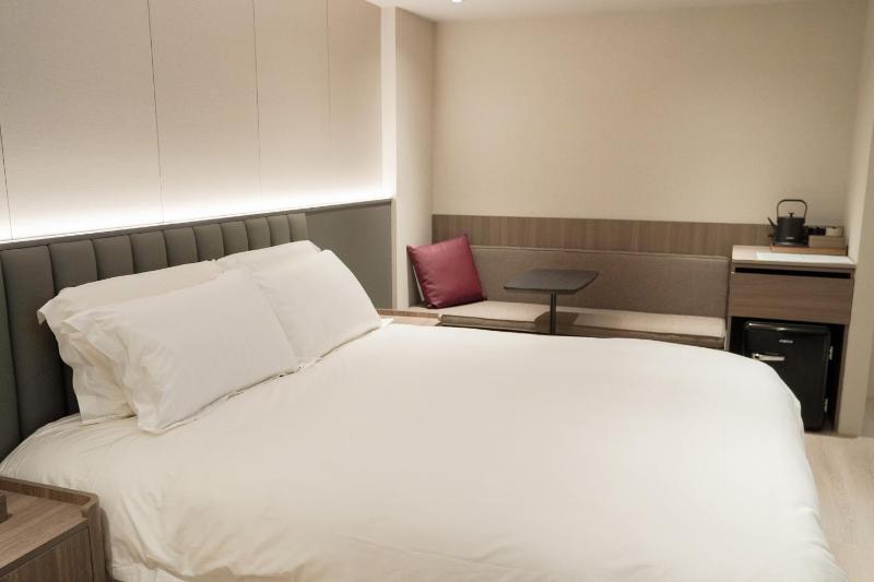 Talmud Hotel Classic Taiwan Boulevard - image 41