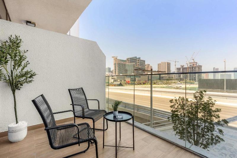 Silkhaus Vacation Homes Charming Studio Getaway in Al Maryah Vista - image 10