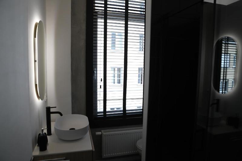 Kamiel -Belle Epoque apartment with modern comfort - image 28