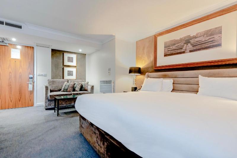 Junior Suite image 1