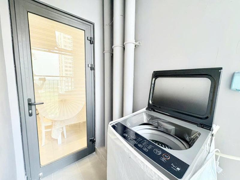 Beautiful Hotel Vinhomes Grand Park - Long Bình - image 10