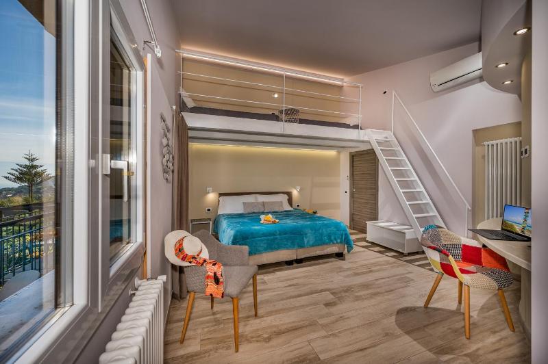 VILLA PROVENZA 12&4 Emma Villas - image 30