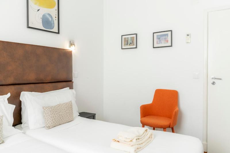 Two-Bedroom Apartment with City View image 3
