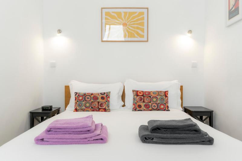 Two-Bedroom Apartment with City View image 4