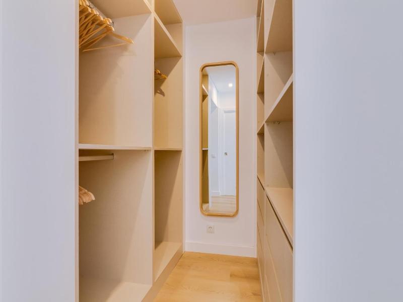 Art and Sea 2 bedroom apartment - image 16
