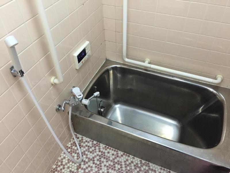 Family Room with Shared Bathroom image 1
