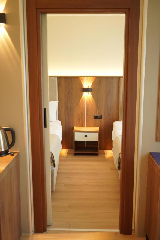 Family Room image 4