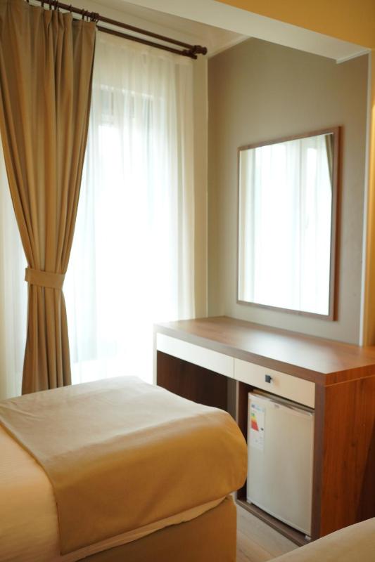 Triple Room image 3