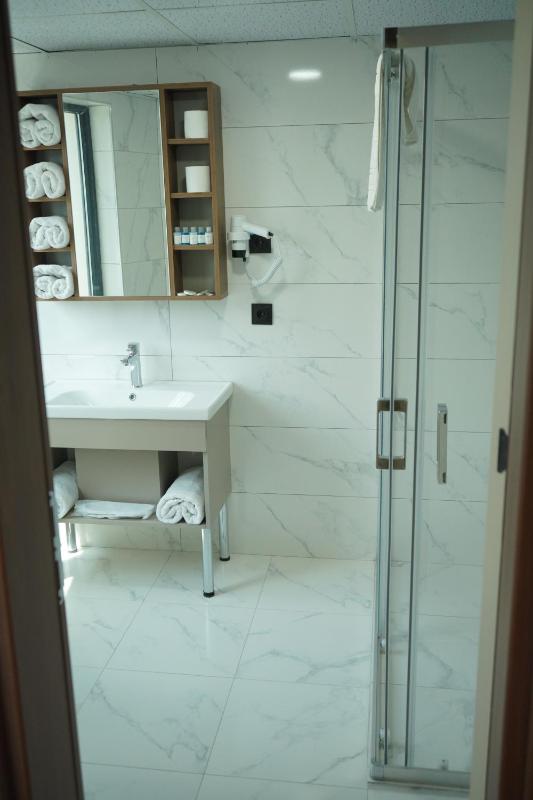 Deluxe Room image 4