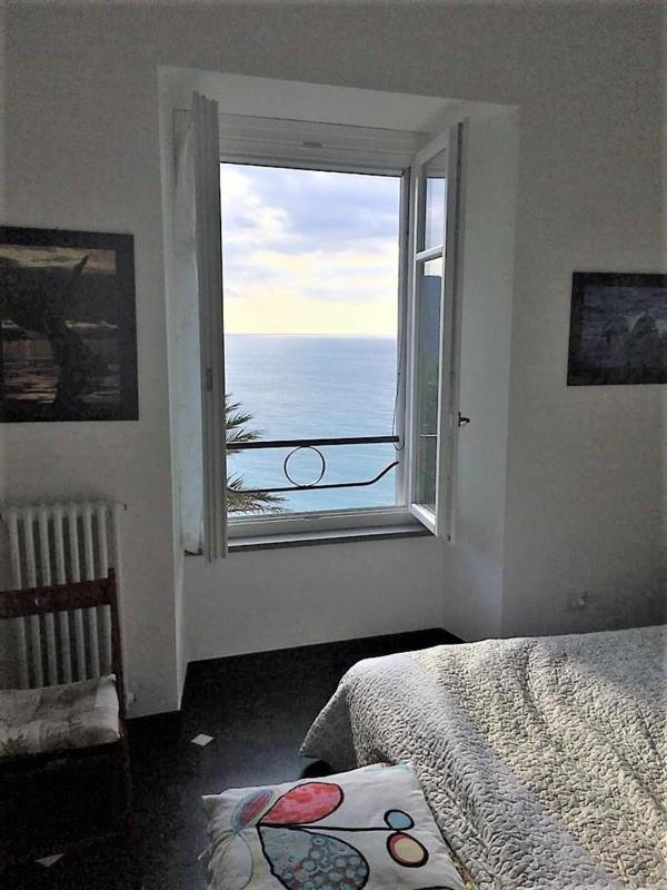 Family Room with Sea View image 3