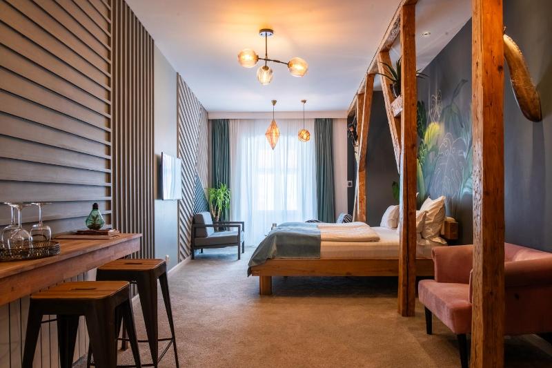 Superior Apartment image 1