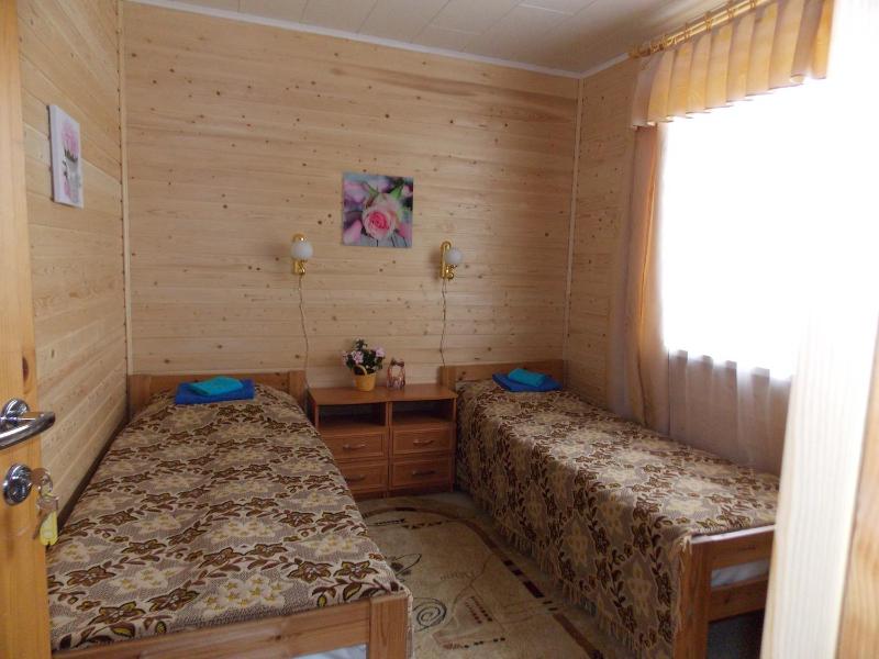 Twin Room image 1