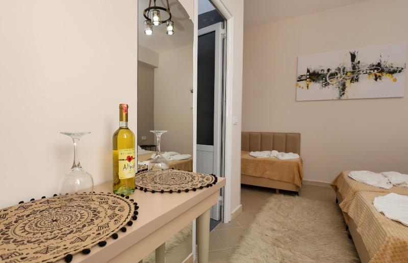 Berat Central Studio 2 - image 2