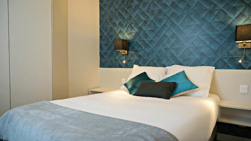 Little Suite - Alix - image 2