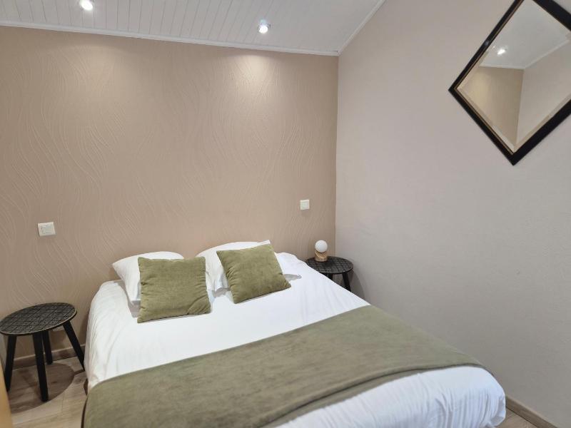 Single Room image 3