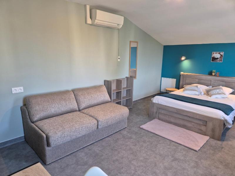 Family Double Room image 3