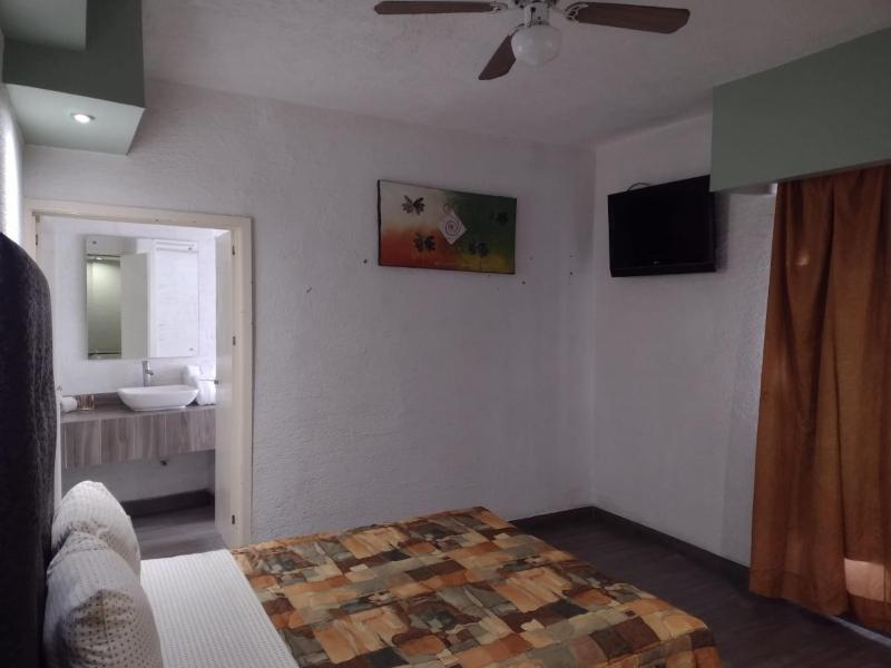 Hotel Metropolitan - image 12