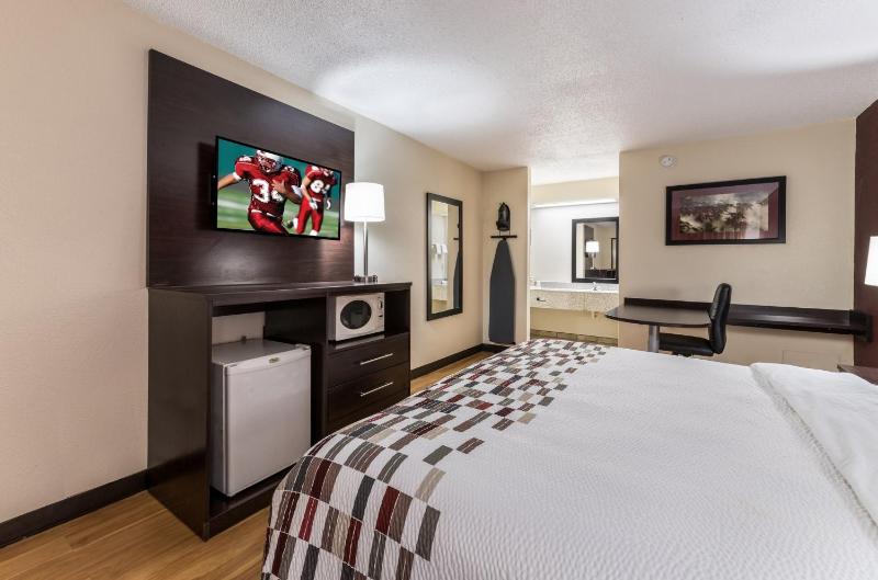 Superior King Room - Disability Access/Non-Smoking image 4