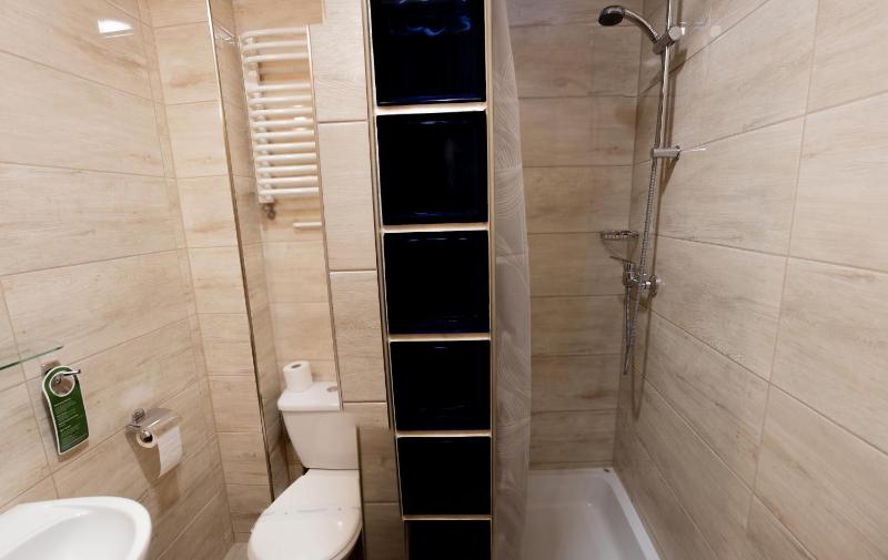 Double Room image 2