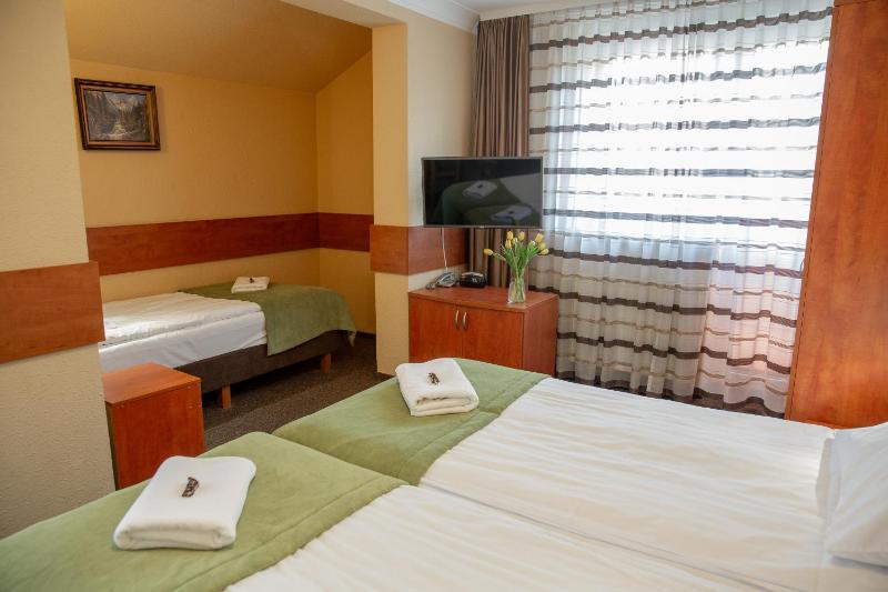 Triple Room image 4