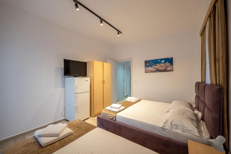 Double Room image 1