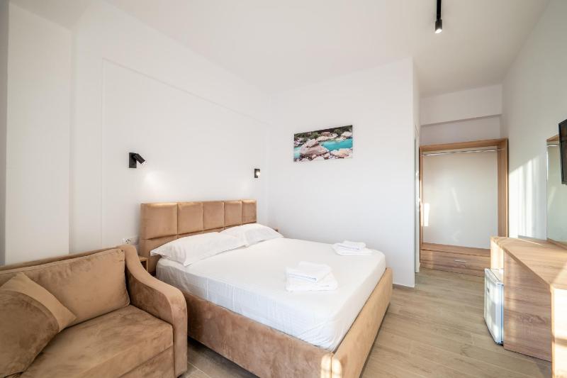 Superior Double Room image 4