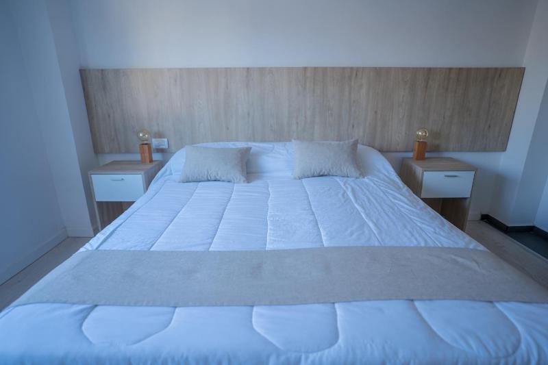 Santa Cecilia Boutique - image 6