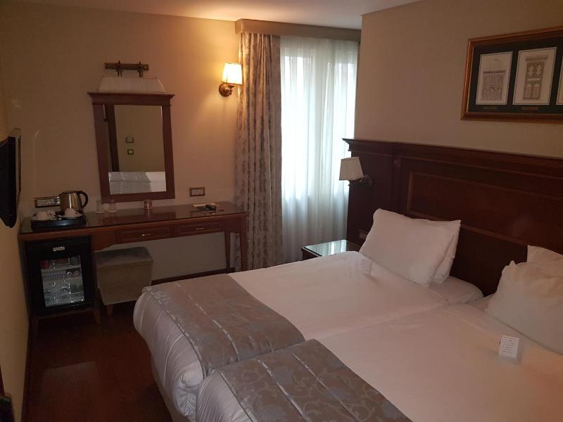 Hotel Perula & SPA - image 3