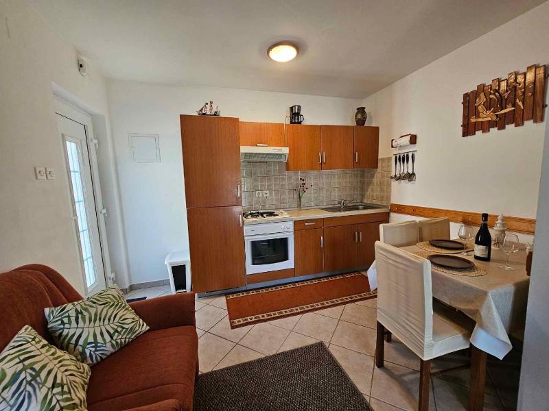Apartment in Novi Vinodolski 27343 - image 8