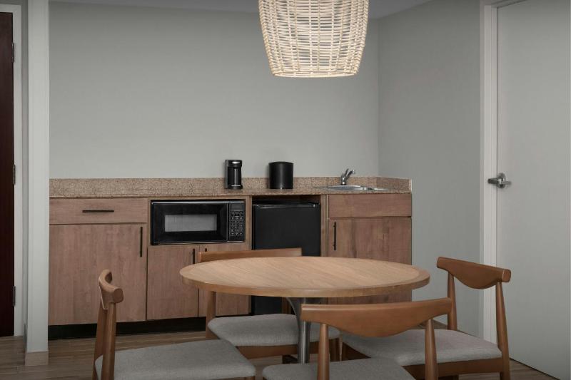 Courtyard by Marriott Virginia Beach Oceanfront/South - image 3