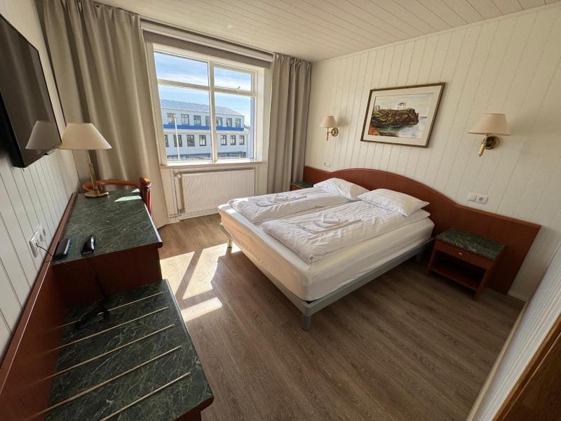 Double Room with Private Bathroom image 2