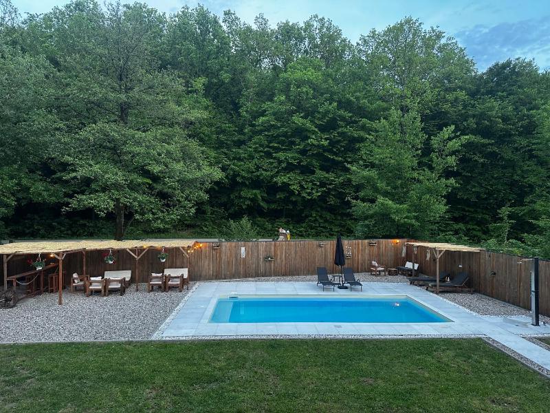 Holiday home with private pool ''Lux Banja Luka'' - image 15
