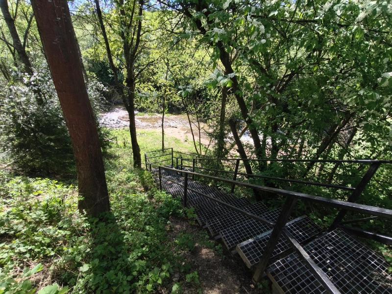 Apartment with Mountain View image 2
