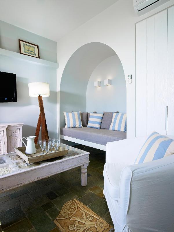 Water Front Two-Bedroom Villa with Private Pool image 4